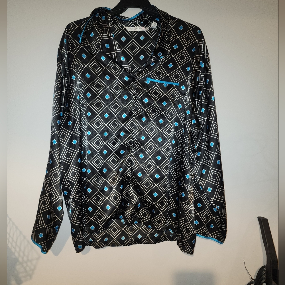 Victoria's Secret Black Blue Geometric Diamond Pattern Satin Pajama Top L